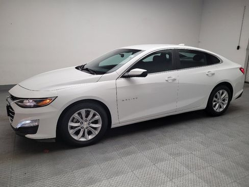 Used 2023 Chevrolet Malibu LT FWD image 2