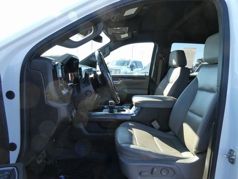 Used 2024 Chevrolet Silverado 1500 LTZ w/ Z71 Off-Road Package image 19