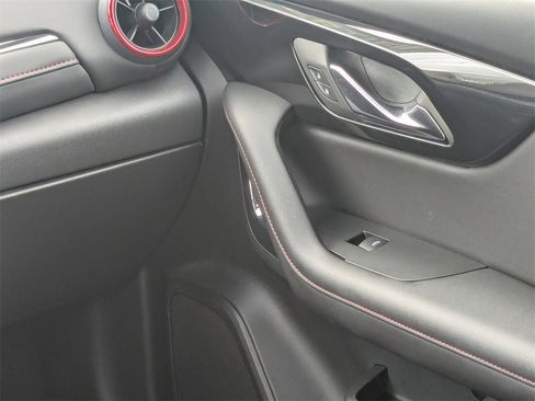Certified 2025 Chevrolet Blazer RS image 14