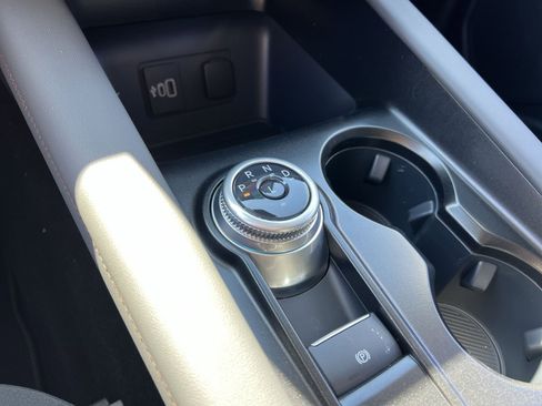 New 2026 Ford Explorer Active image 22