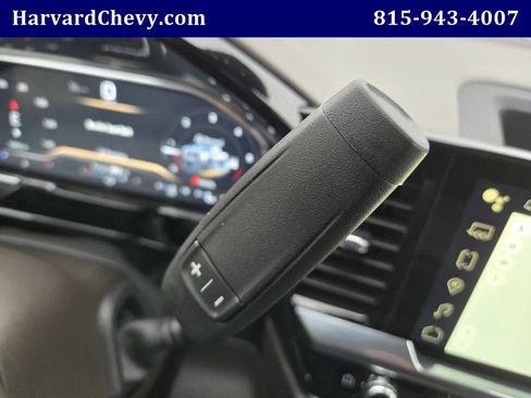 Used 2024 GMC Sierra 3500 SLT w/ Snow Plow Prep/Camper Package image 20