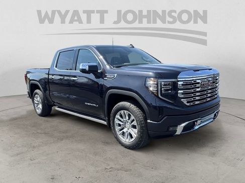 New 2026 GMC Sierra 1500 Denali w/ Technology Package AWD/4WD image 7