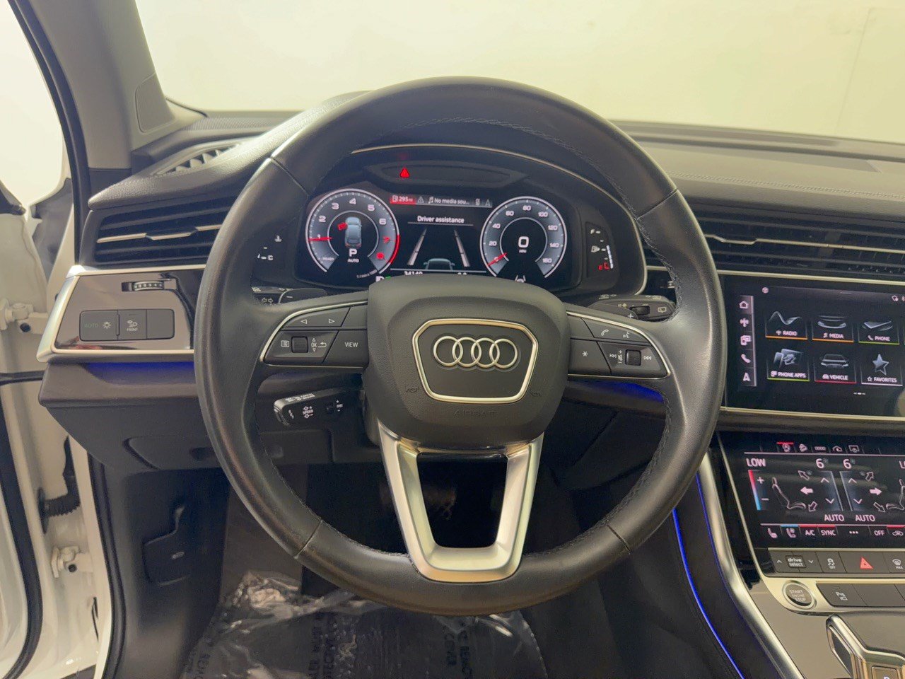 Used 2023 Audi Q7 2.0T Premium Plus w/ Premium Plus Package AWD/4WD image 10
