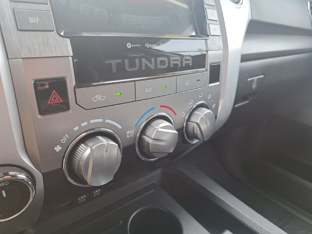 Used 2020 Toyota Tundra SR5 w/ SR5 Upgrade Package AWD/4WD image 18
