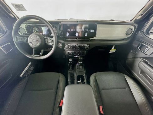 New 2026 Jeep Gladiator Sport image 9