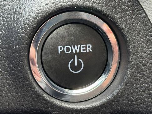 Certified 2025 Toyota RAV4 XLE w/ Convenience Package AWD/4WD image 40