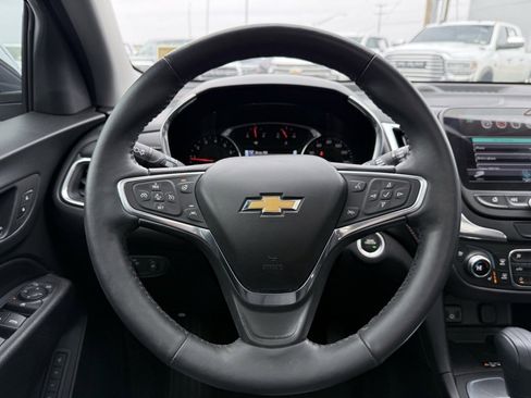Used 2018 Chevrolet Equinox Premier image 13