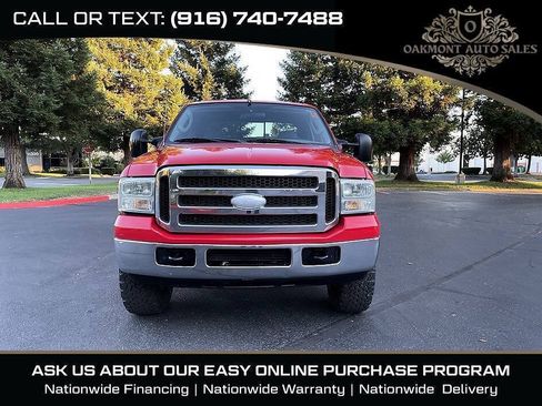 Used 2005 Ford F250 XLT AWD/4WD image 2