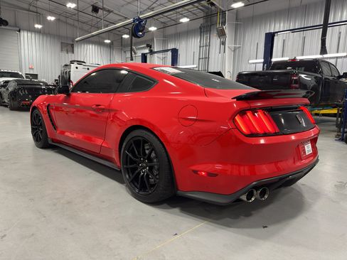 Used 2016 Ford Mustang Shelby GT350 w/ Track Package image 6