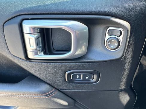 Used 2021 Jeep Gladiator Mojave w/ Uconnect 4C Nav & Sound Group AWD/4WD image 28