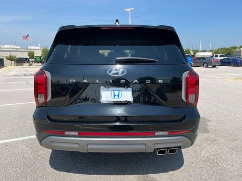 Used 2025 Hyundai Palisade SEL FWD image 5