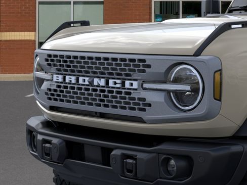 New 2026 Ford Bronco Badlands AWD/4WD image 19