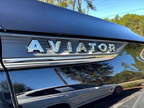 Used 2020 Lincoln Aviator Reserve w/ Equipment Group 202A image 29