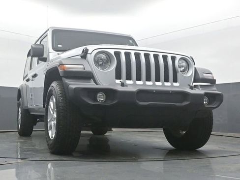 Used 2022 Jeep Wrangler Unlimited Sport AWD/4WD image 51
