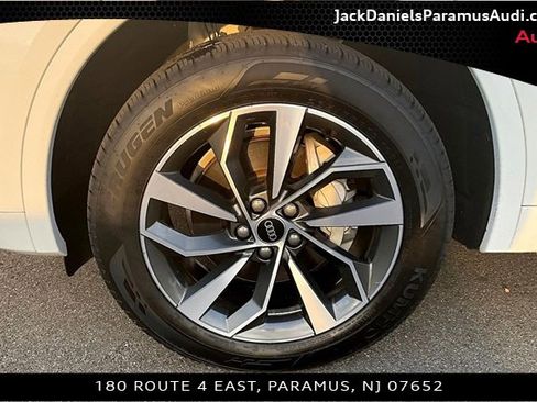 Used 2023 Audi Q5 2.0T Premium Plus w/ Premium Plus Package image 8