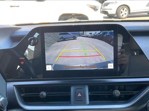 Used 2024 Lexus UX 250h FWD image 27