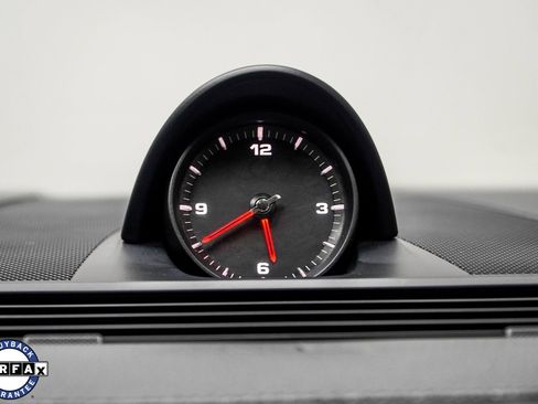 Used 2018 Porsche Panamera image 29