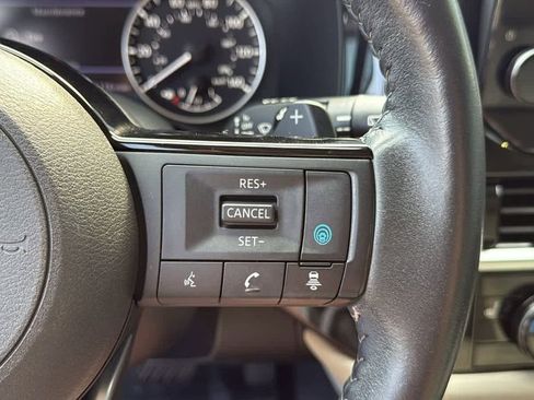 Certified 2023 Nissan Pathfinder SL image 24