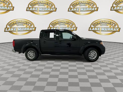 Used 2018 Nissan Frontier SV w/ Value Truck Package image 4