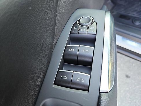 New 2026 Chevrolet Traverse RS image 15