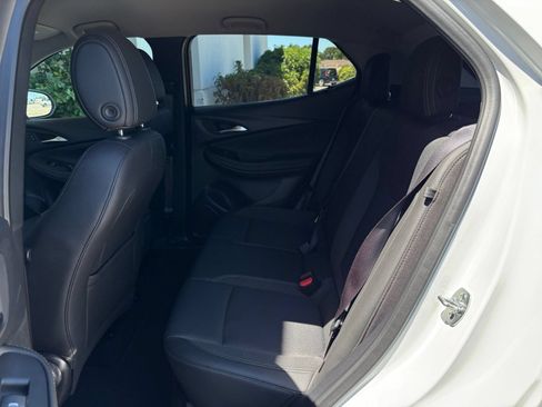 Used 2025 Buick Encore GX Preferred FWD image 25