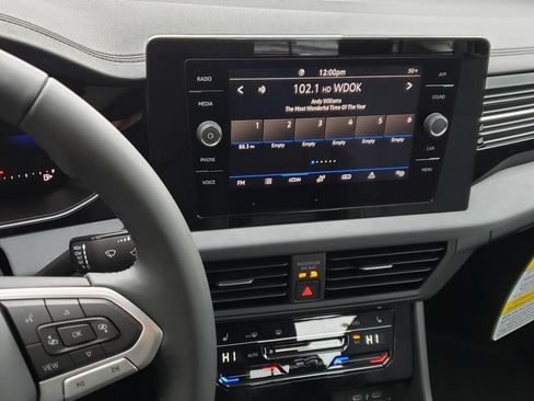 New 2026 Volkswagen Jetta SE FWD image 11