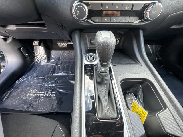 Certified 2025 Nissan Sentra SV FWD image 20