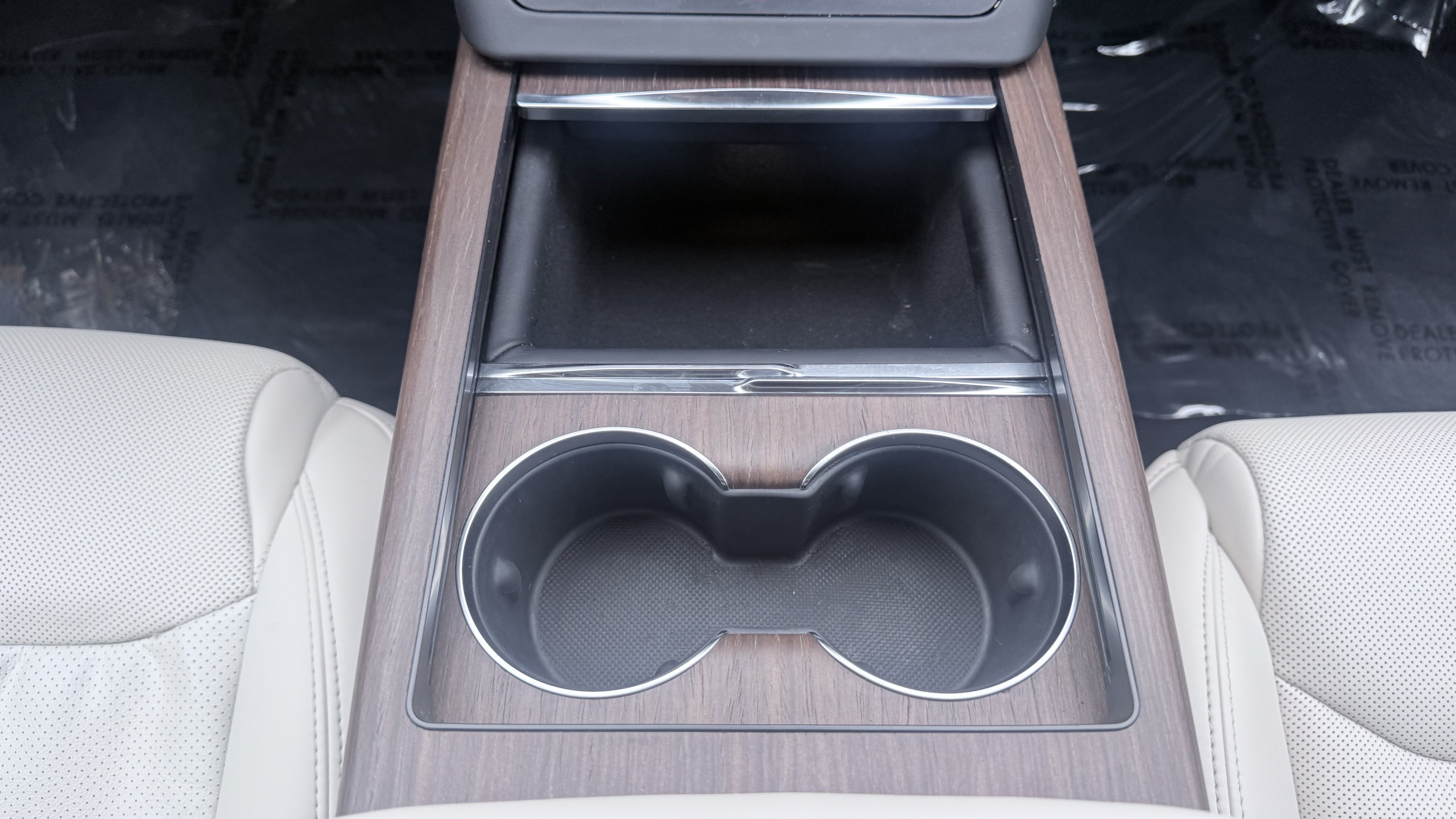 Used 2023 Tesla Model S AWD/4WD image 41
