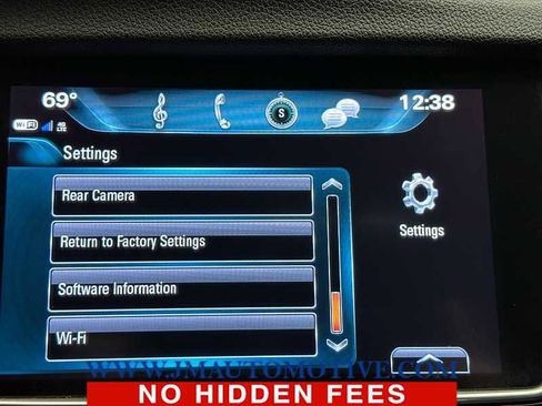 Used 2019 Buick Encore Essence w/ Experience Buick Package AWD/4WD image 31
