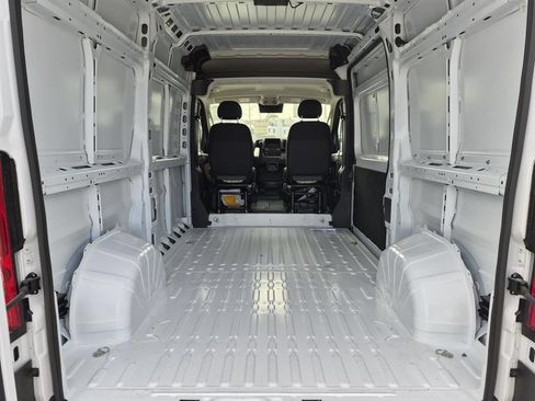 New 2026 RAM ProMaster 2500 w/ Convenience Group FWD image 5
