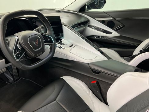 Used 2023 Chevrolet Corvette Stingray Premium Conv w/ Stealth Interior Trim Package RWD image 12