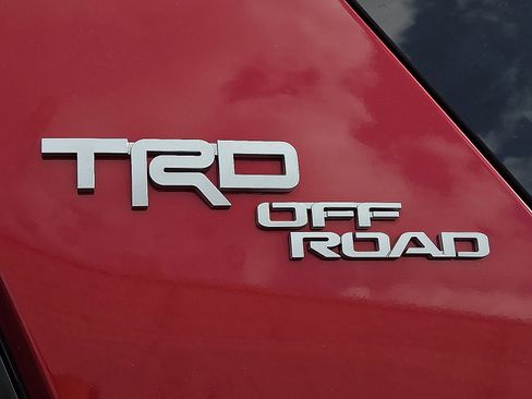 Used 2019 Toyota 4Runner TRD Off-Road Premium image 8