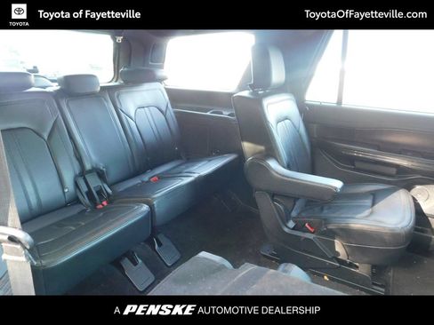 Used 2021 Ford Expedition Limited AWD/4WD image 5