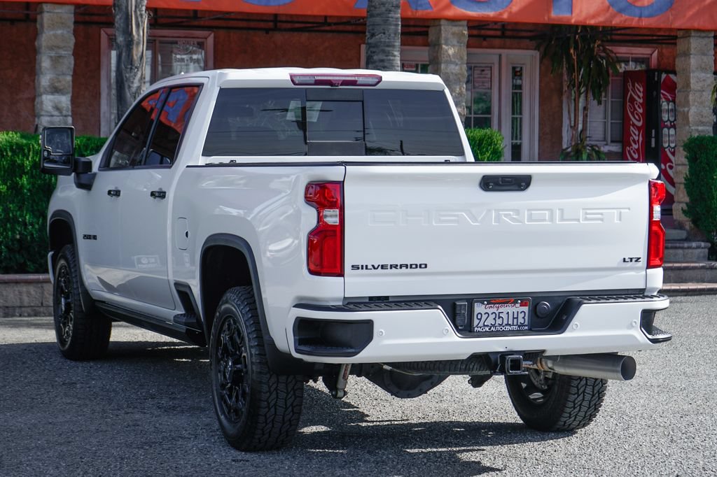 Used 2022 Chevrolet Silverado 2500 LTZ w/ LTZ Plus Package AWD/4WD image 7