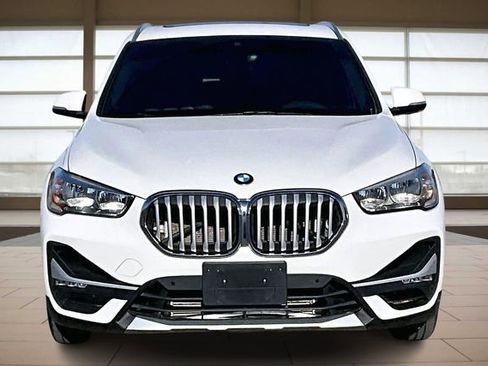 Used 2020 BMW X1 xDrive28i w/ Convenience Package image 3