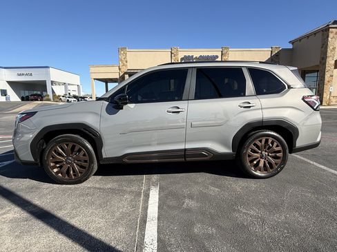 Used 2025 Subaru Forester Sport w/ Popular Package #2 image 4