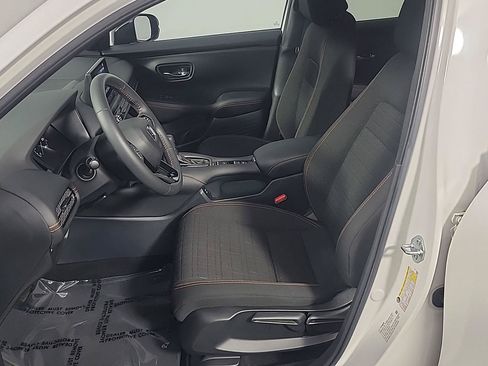Certified 2024 Honda HR-V Sport image 18