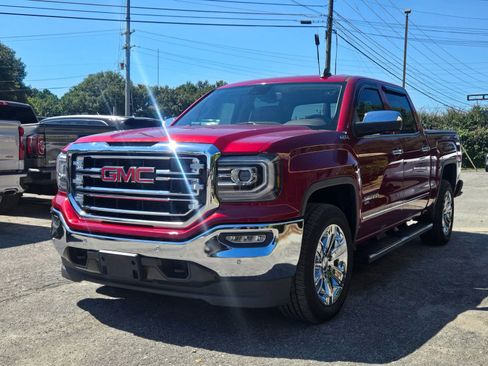 Used 2018 GMC Sierra 1500 SLT image 3