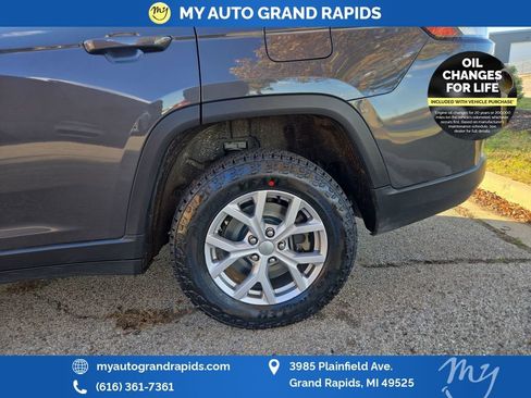 Used 2021 Jeep Grand Cherokee L Limited image 44