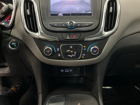 Used 2024 Chevrolet Equinox LS w/ LS Convenience Package FWD image 20