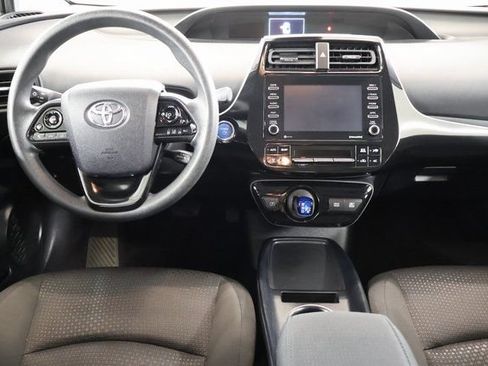 Used 2022 Toyota Prius LE FWD image 13
