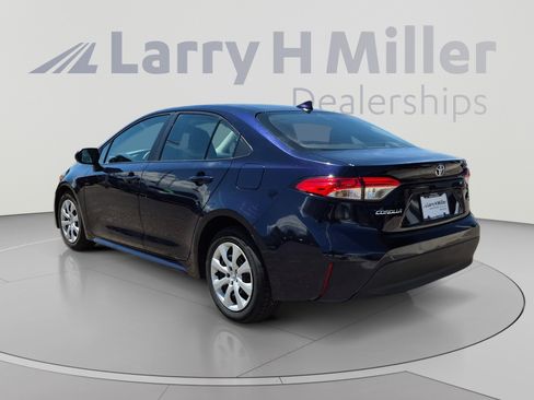 Used 2024 Toyota Corolla LE FWD image 3