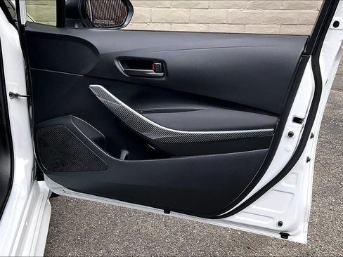 Used 2022 Toyota Corolla LE image 22