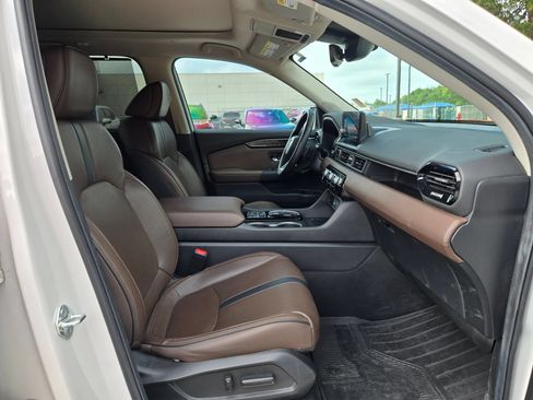 Used 2025 Honda Pilot Elite image 27