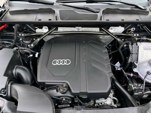 Used 2025 Audi Q5 2.0T Premium image 54