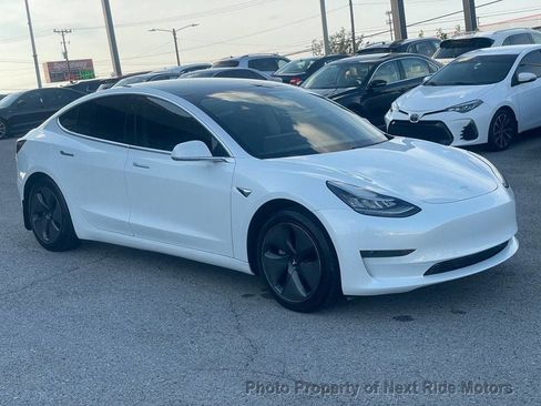 Used 2020 Tesla Model 3 Standard Range Plus RWD image 4