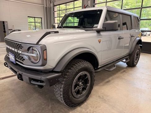 Used 2021 Ford Bronco Badlands AWD/4WD image 4