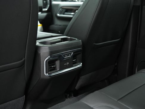 New 2026 GMC Sierra 2500 SLT w/ SLT Convenience Package AWD/4WD image 21