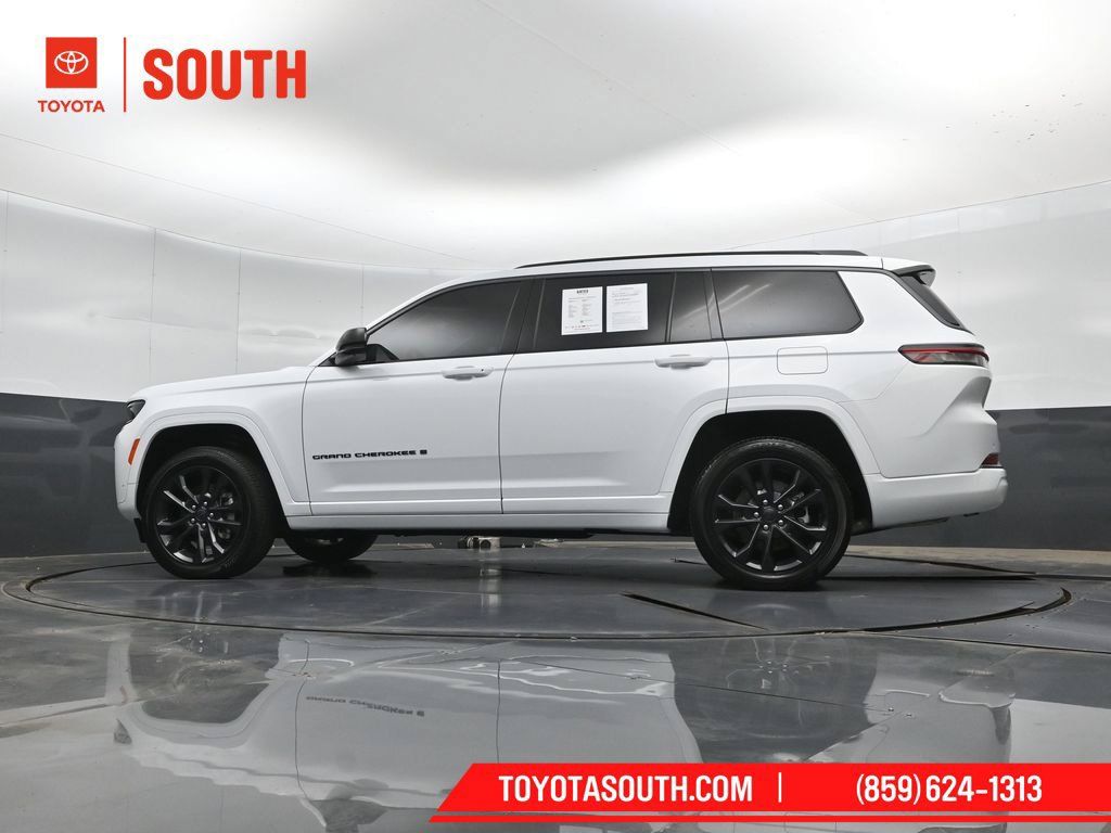 Used 2026 Jeep Grand Cherokee L Limited AWD/4WD image 48