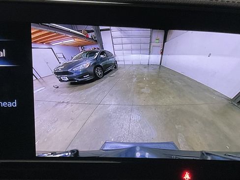 Used 2024 Cadillac Escalade Sport AWD/4WD image 14